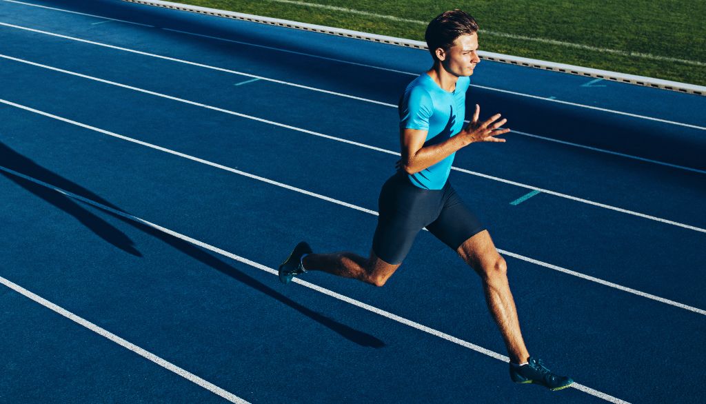 <p>La capsaïcine aurait des effets positifs lorsque les sportifs déploient des efforts intenses et intermittents, par exemple lors d'entraînements par intervalles. Par contre, elle ne semble procurer aucun avantage lors d'efforts continus à haute intensité.</p>