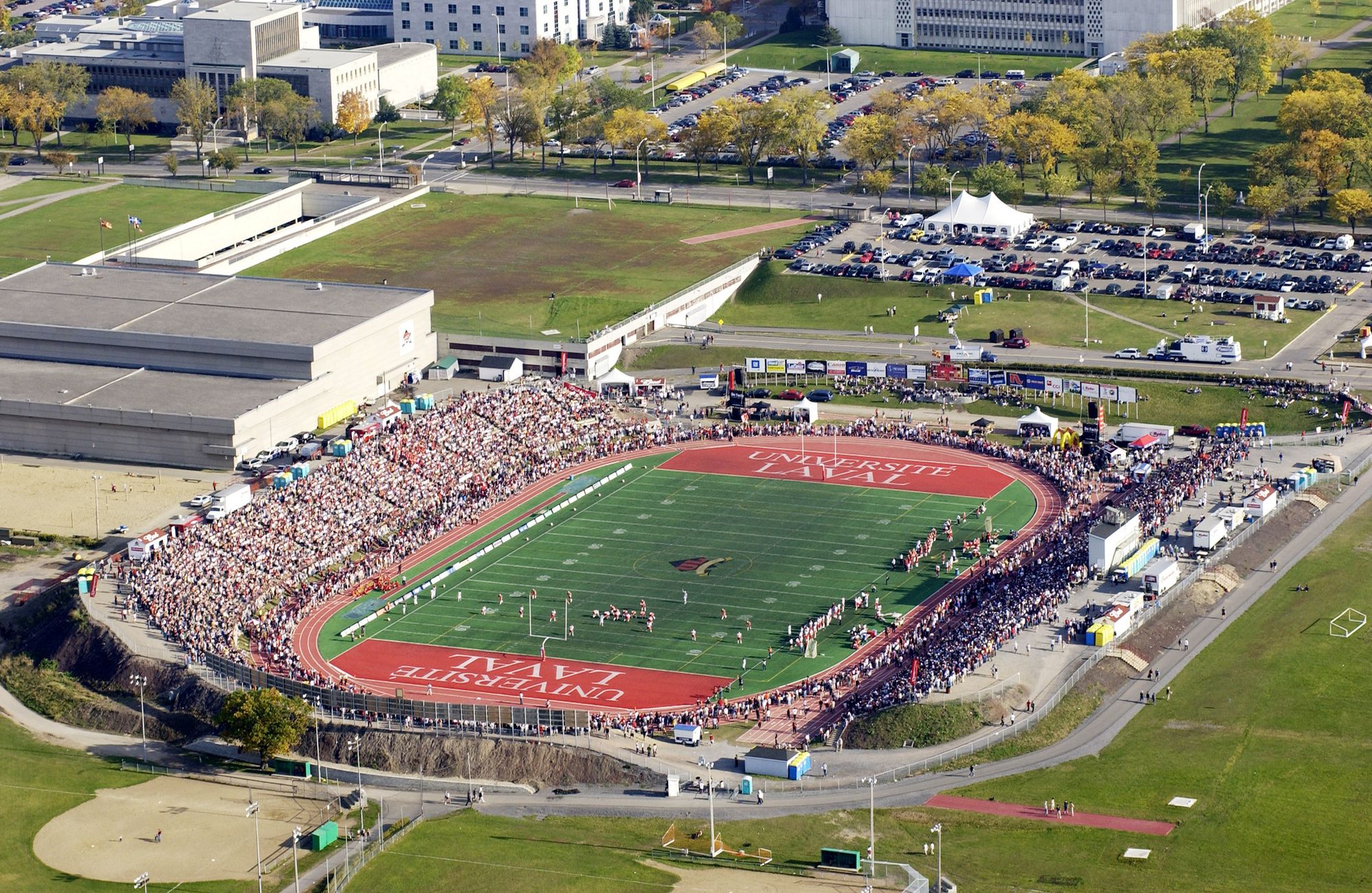 <p>Le PEPS est le plus important complexe sportif universitaire dans l’est du Canada.</p>