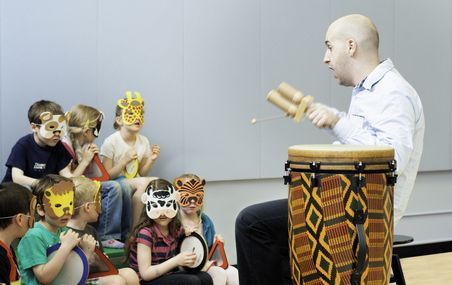Chaque semaine, des dizaines d'enfants d'âge préscolaire ou de maternelle (parfois même plus âgés) fréquentent le laboratoire Mus-Alpha, situé au pavillon Louis-Jacques-Casault.