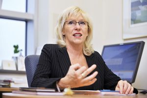 Danielle Blondeau, professeure à la Faculté des sciences infirmières: «La dignité se trouve aussi dans le regard de l'autre, dans le fait d'accompagner quelqu'un à la fin de sa vie avec humanité, même s'il est difforme ou a perdu son autonomie».