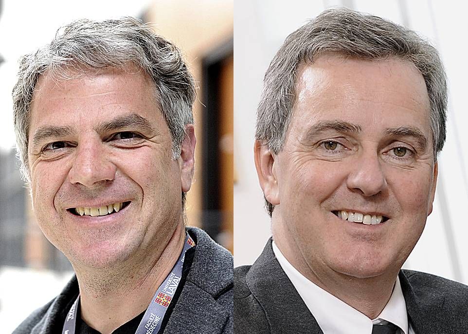 <p>Gary Kobinger (à gauche) et Jacques Simard (à droite) recevront le prix Grand Diplômé 2019 pour l'envergure de leur carrière respective et pour leur rayonnement professionnel. Le premier enseigne au Département de microbiologie-infectiologie et d'immunologie et dirige le Centre de recherche en infectiologie de l'Université Laval. Le second enseigne au Département de médecine moléculaire et est vice-doyen à la recherche et aux études supérieures à la Faculté de médecine.</p>