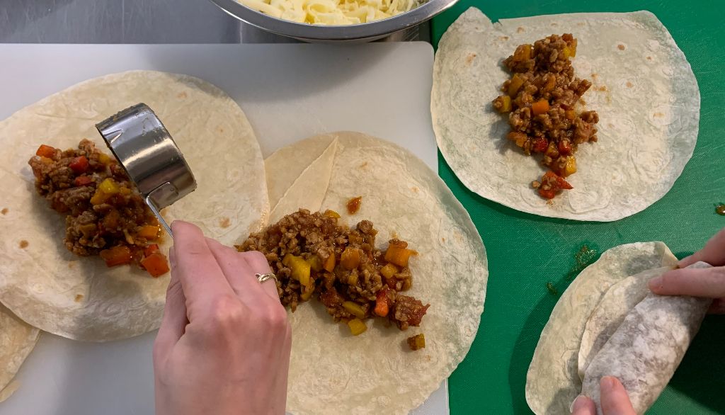 <p>La préparation des taquitos...</p>