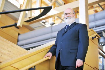 Robert Beauregard, doyen de la Faculté de foresterie, de géomatique et de géographie: «Dans un monde idéal, le bois pourrait être le matériau principal de 80 % des nouveaux bâtiments».