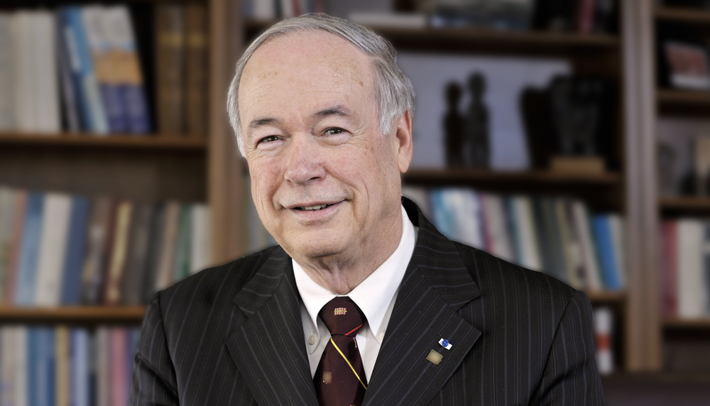 <p>En 2012, Denis Brière a obtenu un second mandat au rectorat de l'Université Laval.</p>