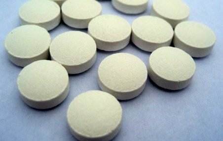 En 2011, le National Cancer Institute du Canada publiait une étude qui démontrait une baisse de 65% de l'incidence des cancers du sein chez les femmes ménopausées en bonne santé qui avaient pris de l'exémestane.