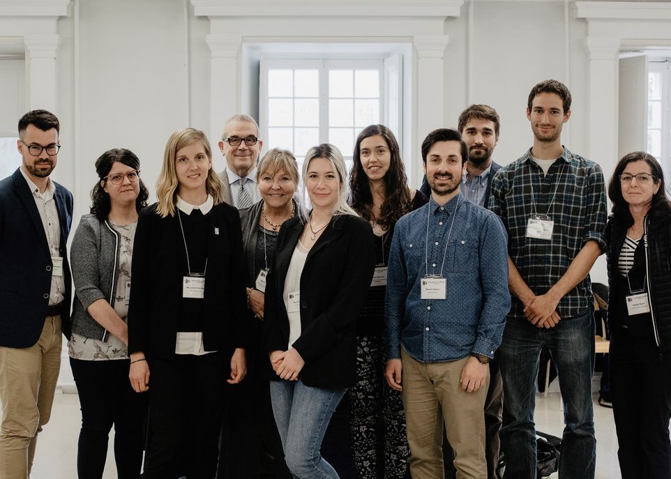 <p>Deux étudiants de l'Université Laval font partie des six étudiants sélectionnés à l'issue du concours Mon projet nordique, lequel s'est tenu durant les Journées nordiques. Ce sont Myriam Labbé, à l'avant au centre, et Samuel Gagnon, à droite de cette dernière. Les six étudiants représenteront le Québec, en octobre prochain à Reykjavik en Islande, à l'assemblée annuelle de l'Arctic Circle. </p>
