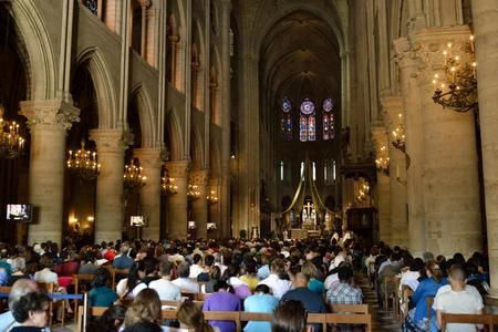 Discipline de la théologie systématique, l'ecclésiologie réfléchit notamment sur ce qu'est une Église, son fonctionnement comme institution religieuse, et sur sa contribution à l'évolution de la société.