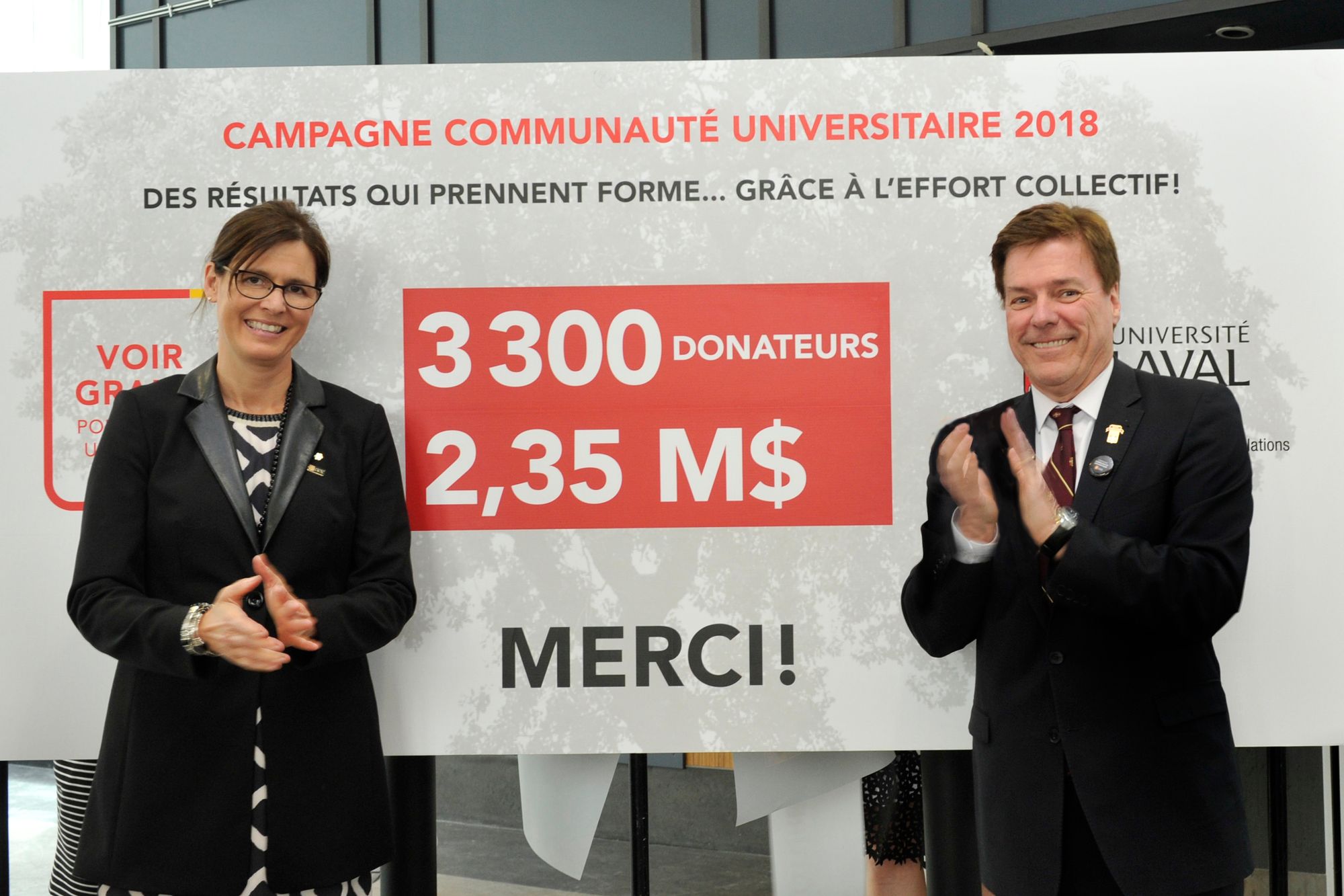 La rectrice Sophie D’Amours et le président-directeur général de La Fondation de l’Université Laval, Yves Bourget, lors du dévoilement des résultats de la campagne Communauté universitaire.