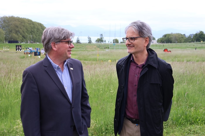 Les codirecteurs du Laboratoire international associé – Partis, représentations politiques et développement durable (LIA PARDUR). Éric Montigny, professeur du Département de science politique de l’Université Laval, et Oscar Mazzoleni, professeur à l’Institut d’études politiques de l’Université de Lausanne.