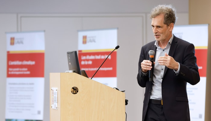 André Darveau, vice-recteur exécutif et vice-recteur aux ressources humaines et aux finances de l'Université Laval