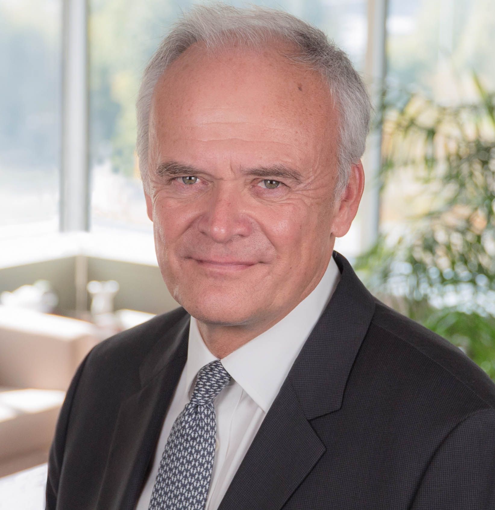 Peter-Boehm-photo-officielle-credit-aucun