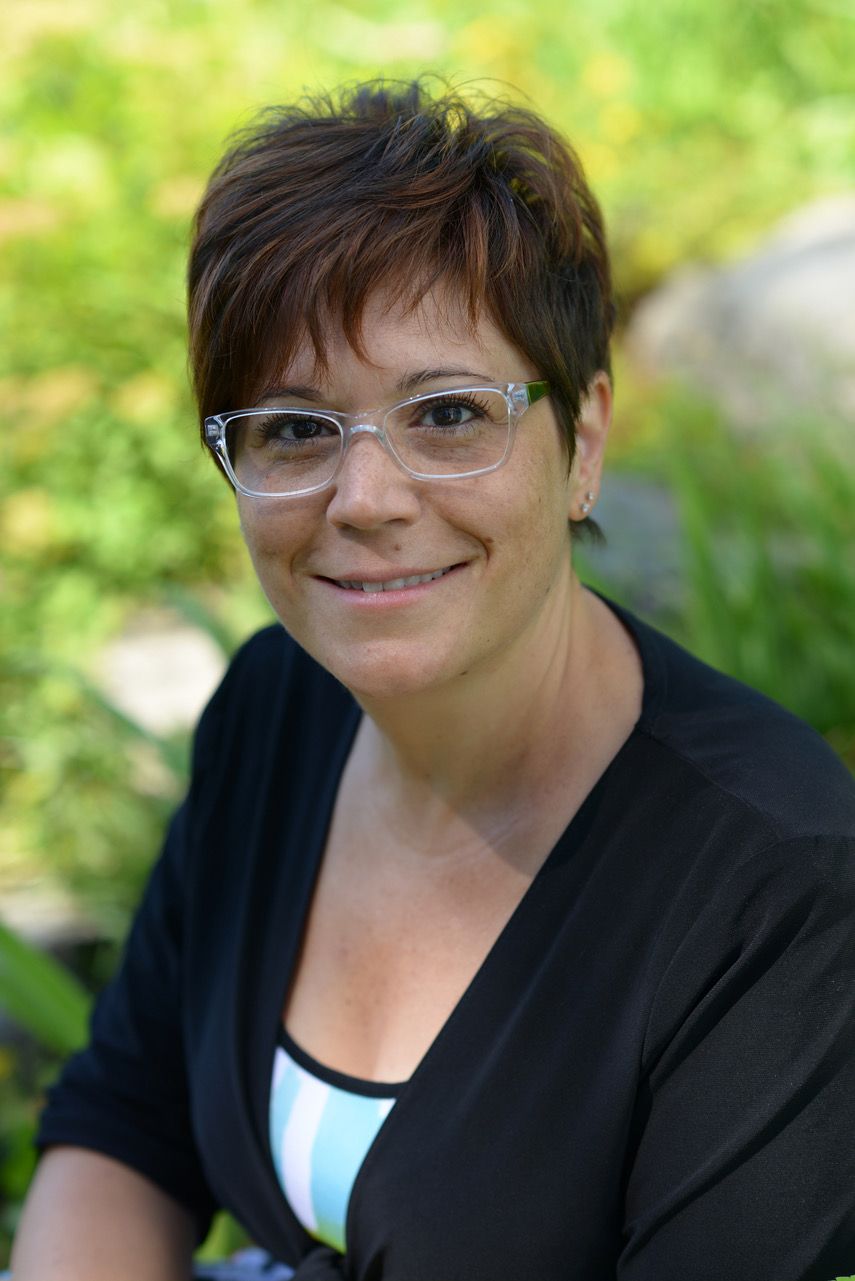 Sophie_Ethier_professeure_ecole_service_social_credit_marc_robitaille