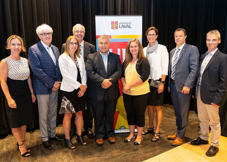 annonce-financement-Proulx-DSC8473-credit-Francis-Bouchard