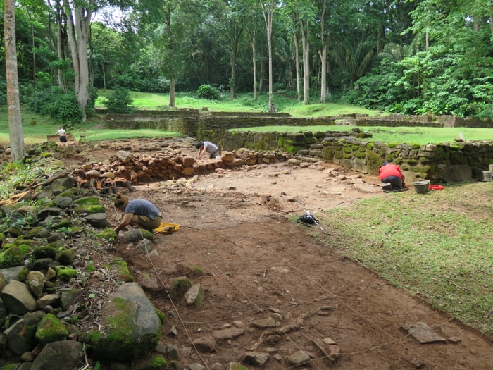 habitation-loyola-cour-de-la-chapelle-cr-jean-françois-guay