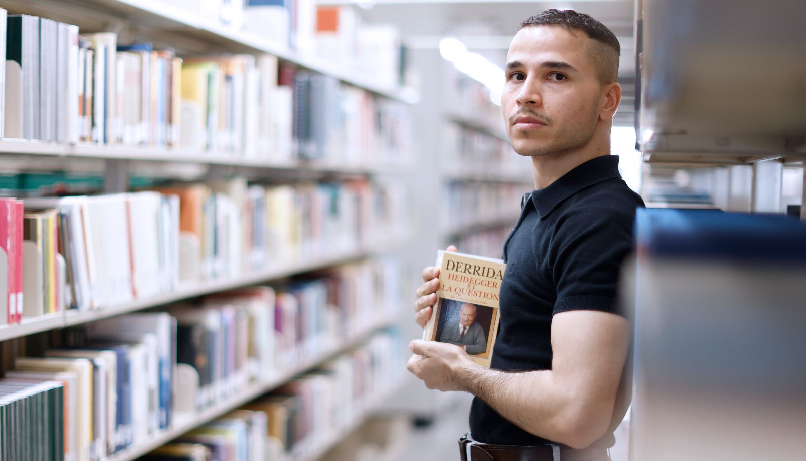 <p>Malek Amiri s&#39;intéresse à l’expérience de l’angoisse devant la mort dans la perspective du philosophe Martin Heidegger.</p>