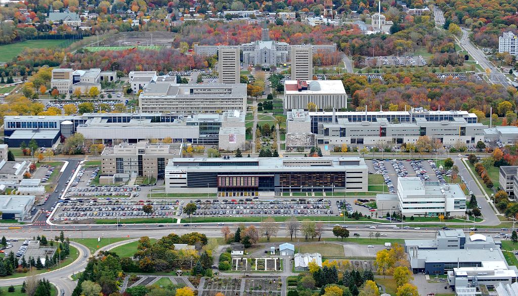 Vue aérienne du campus de l'Université Laval