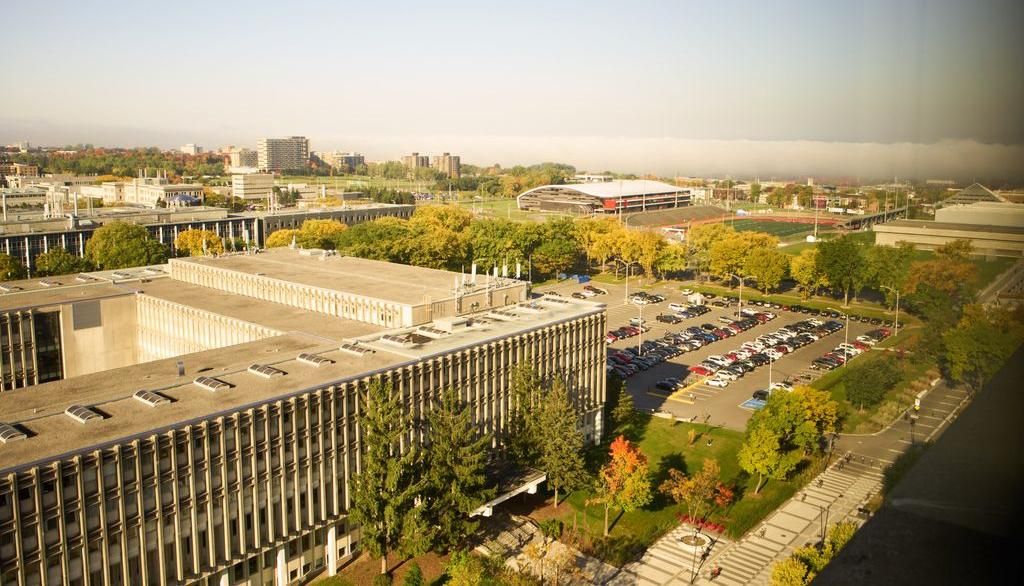 <p>Une vue aérienne du campus de l'Université Laval.</p>