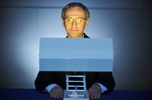 <p>La luminothérapie s'est révélée clairement efficace pour le traitement de la dépression saisonnière.</p>
