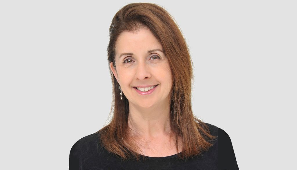<p>Spécialiste en éthique organisationnelle, Lyse Langlois est professeure au Département des relations industrielles de l’Université Laval.</p>