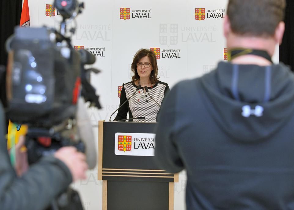rectorat-Sophie-DAmours-discours-cameras-credit-Marc-Robitaille