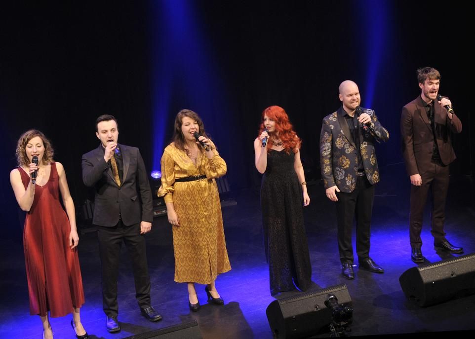 Jazz Affair est composé de Luce Bélanger (soprano), Louis Laprise (baryton), Camille L.-C. (alto), Marie-Pier Deschênes (mezzo soprano), Jean-François Aubin (ténor) et Christian B. Poulin (basse).