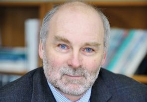 Serge Dumont, directeur de l'École de service social, dirigera le RCPI.