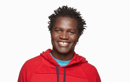 Né au Sénégal, Boucar Diouf est un digne représentant de cette nouvelle génération d'humoristes d'origine étrangère qui se démènent pour dérider les Québécois.