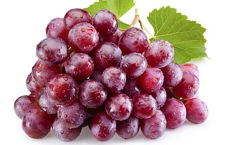 <p>La famille des polyphénols regroupe plus de 8000 molécules synthétisées par les végétaux. Les petits fruits, notamment le raisin, contiennent de nombreux polyphénols ayant des vertus pour la santé.</p>