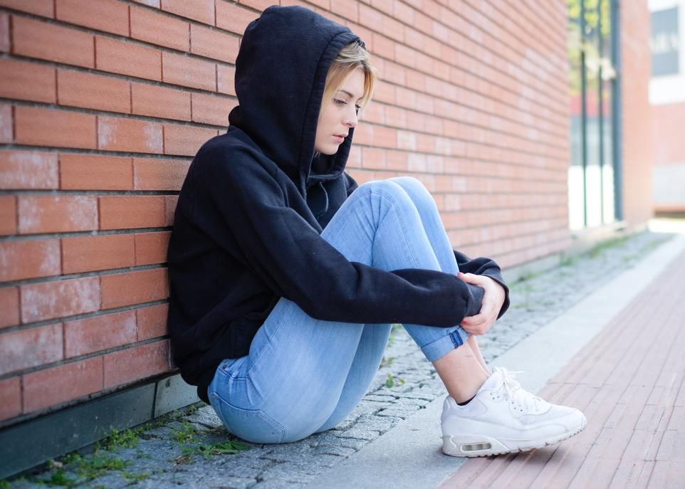 Certaines difficultés vécues par les adolescents peuvent être le résultat d'atteintes neuropsychologiques. Il est important de pouvoir les détecter afin d'apporter une aide adéquate aux jeunes.