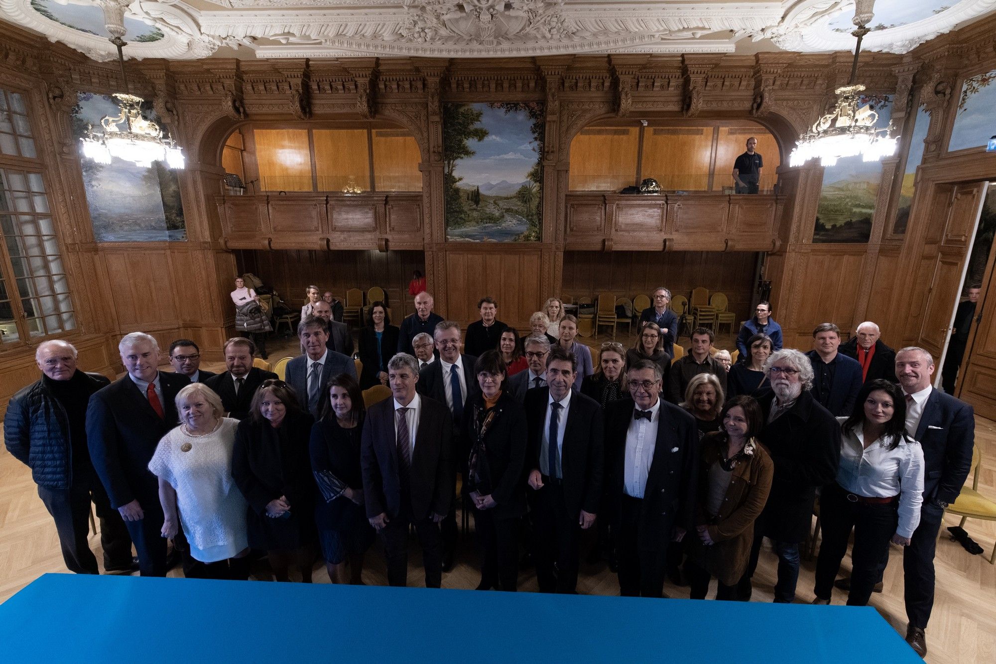 <p>La signature de l’entente entre l'OTESIA et l’Observatoire international sur les impacts sociétaux de l’intelligence artificielle et du numérique de l’Université Laval avait lieu le 18 novembre.</p>