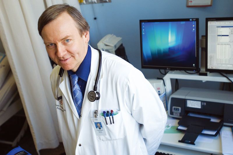 Louis-Philippe Boulet, titulaire de la Chaire de transfert de connaissances, éducation et prévention en santé respiratoire et cardiovasculaire: «Il est primordial d'intégrer de la façon la plus efficace possible les fruits de la recherche scientifique aux soins que nous prodiguons tous les jours».