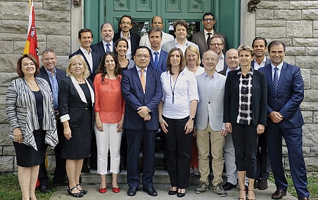 Nicole Lacasse et Éric Dutil, cofondateurs du Réseau Dg2, et Marie-Andrée Doran, coorganisatrice de l'École d'été, parmi les participants à cette formation de haut niveau.