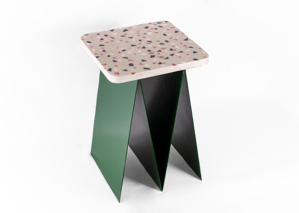 Mmmhh, une œuvre de Mélanie Mousseau et Alexandre Meloche, deux finissants de la maîtrise en architecture, a été conçue et réalisée dans le cadre du concours de design L’Objet 2019.