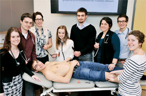 <p>Neuf des dix membres du comité de direction du GPHC: Virginie Kelly, Charles Desfossés, Marie-Hélène Pilon, Maryse Frenette, Antoine Cloutier-Blais, Pascale Breault, Guillaume Plourde et Émilie Alain. Olivier Maillette agit comme patient simulé.</p>
