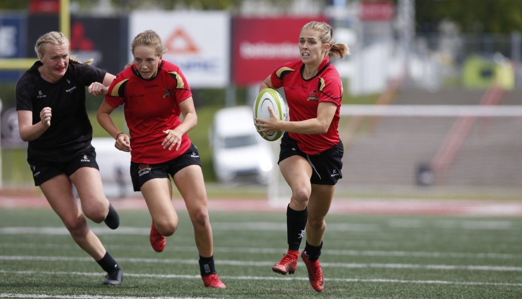 Agathe Isabel, ailier du Rouge et Or, en pleine action!