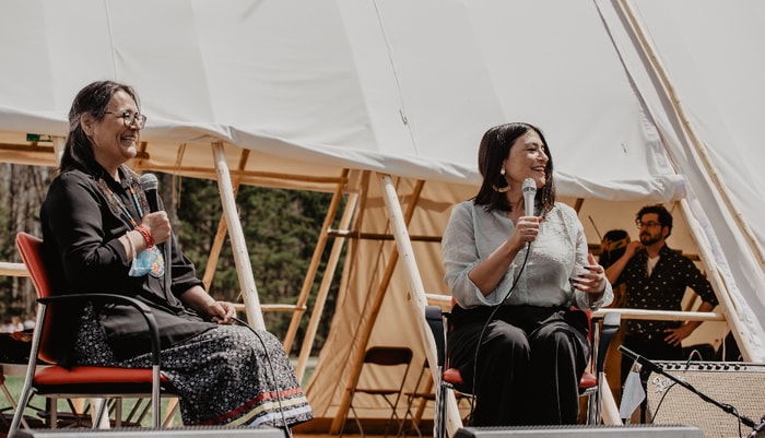 <p>Michèle Audette et Elisapie sont toutes deux bien connues pour leur engagement à l'égard des premiers peuples.</p>
