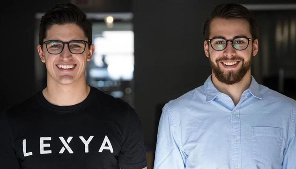 Les diplômés de l’Université Laval et fondateurs de Lexya Marc-Antoine Paquet (à gauche) et Jean-Michel Veillette (à droite).
