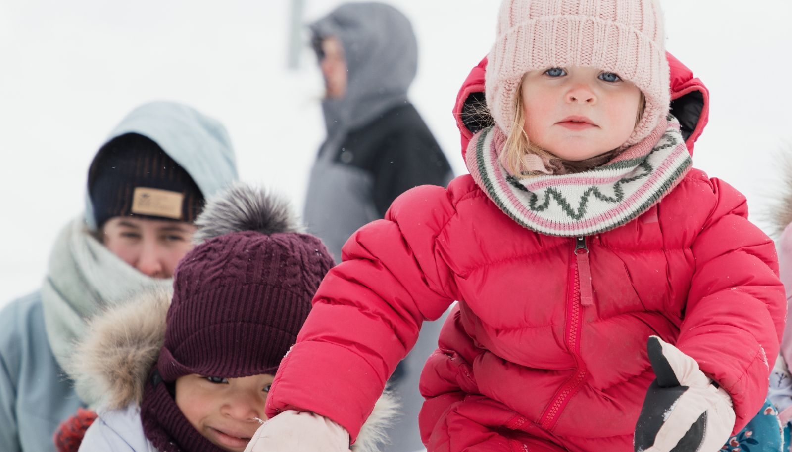 Des enfants des CPE du campus ont profité du nouveau labyrinthe.