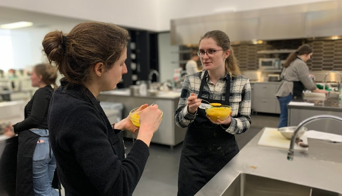 <p>Svéa et Julie ont beaucoup aimé le potage.</p>