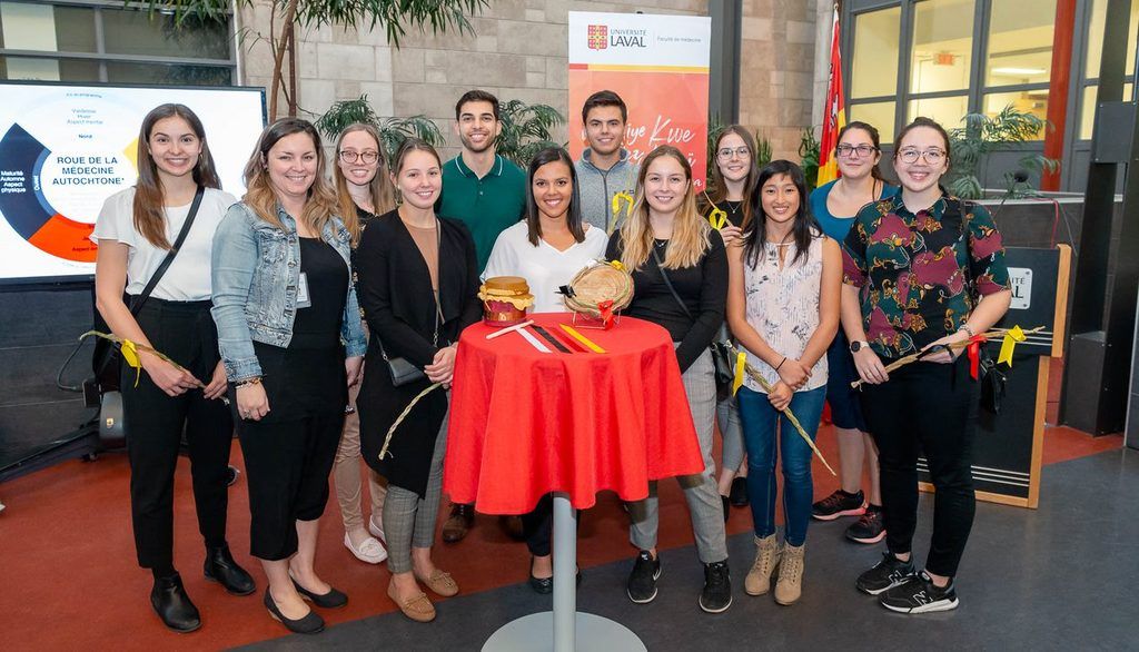 Septembre 2019. La Faculté de médecine de l’Université Laval a souligné le cheminement et la réussite d’étudiantes et d’étudiants membres des Premières Nations au Québec.