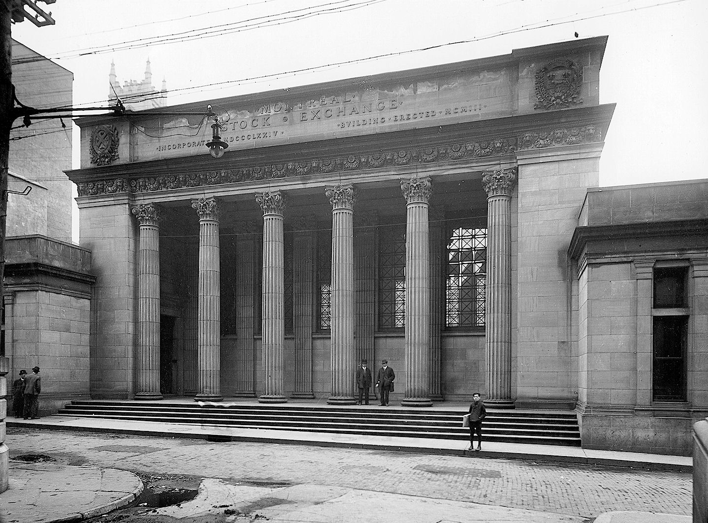 bourse-de-montreal-vers-1905-cr-musee-mccord-V-8727