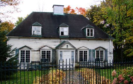 La maison Bignell, au 1524 côte à Gignac. Elle est considérée comme la plus ancienne maison en bois de Sillery.