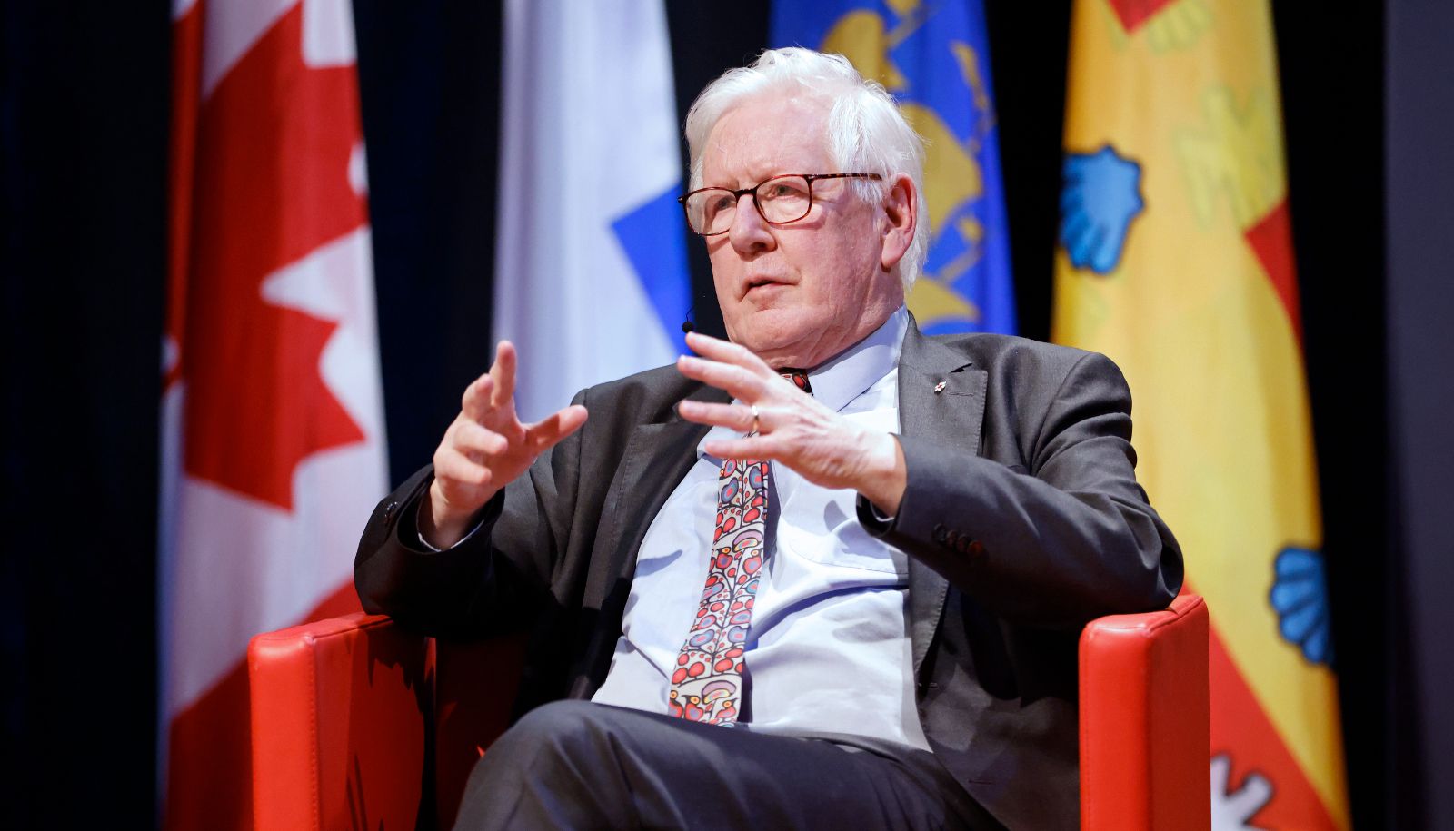 L'ambassadeur du Canada à l'ONU, Bob Rae, était l'invité de la première Grande Conférence Brian-Mulroney. Ancien premier ministre de l'Ontario (1990-1995), député à la Chambre des communes (2008-2013) et chef par intérim du Parti libéral du Canada (2011-2013), il est aujourd'hui président de l'un des six principaux organes des Nations Unies, le Conseil économique et social.