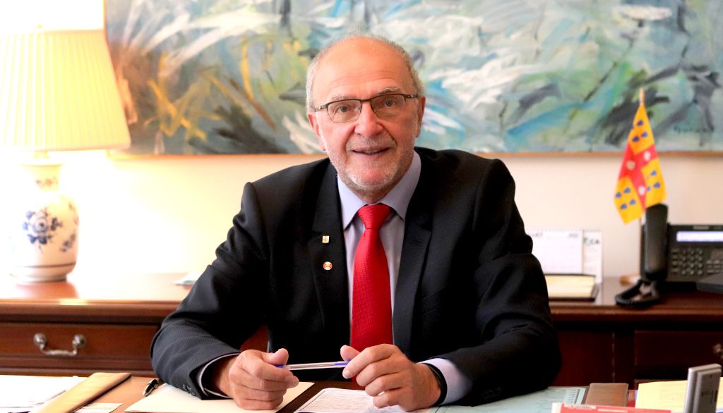Les travaux de recherche du professeur Routhier ont surtout porté sur le concile Vatican II, son enseignement, son histoire, son herméneutique et sa réception.