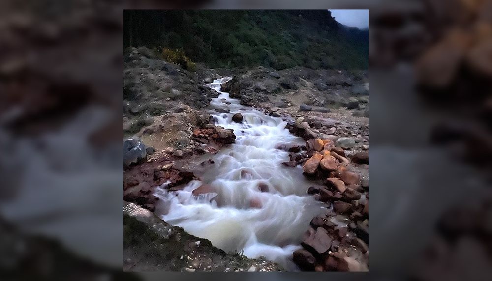 La rivière Lagunilla prend sa source sur les flancs du volcan Nevado del Ruiz, à environ 3900 mètres d’altitude. Cette rivière est un affluent du fleuve Magdalena.