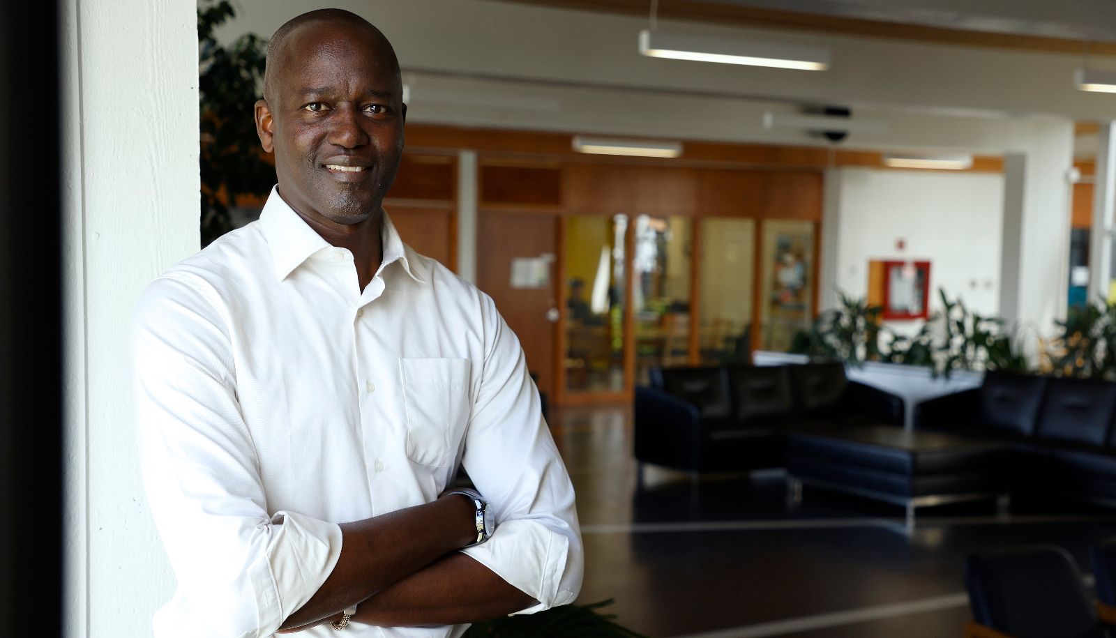 <p>Le soir et la fin de semaine, Malick Cissé arpente les quatre résidences étudiantes pour s'assurer qu'il n'y a pas de problème de maintenance dans les bâtiments ou de violation des règles par les étudiants. Surtout, il se soucie que tous les résidents se portent bien. </p>