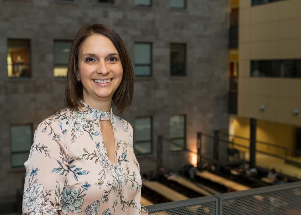 Sara Hébert est coordonnatrice d'opérations à la Faculté de pharmacie.