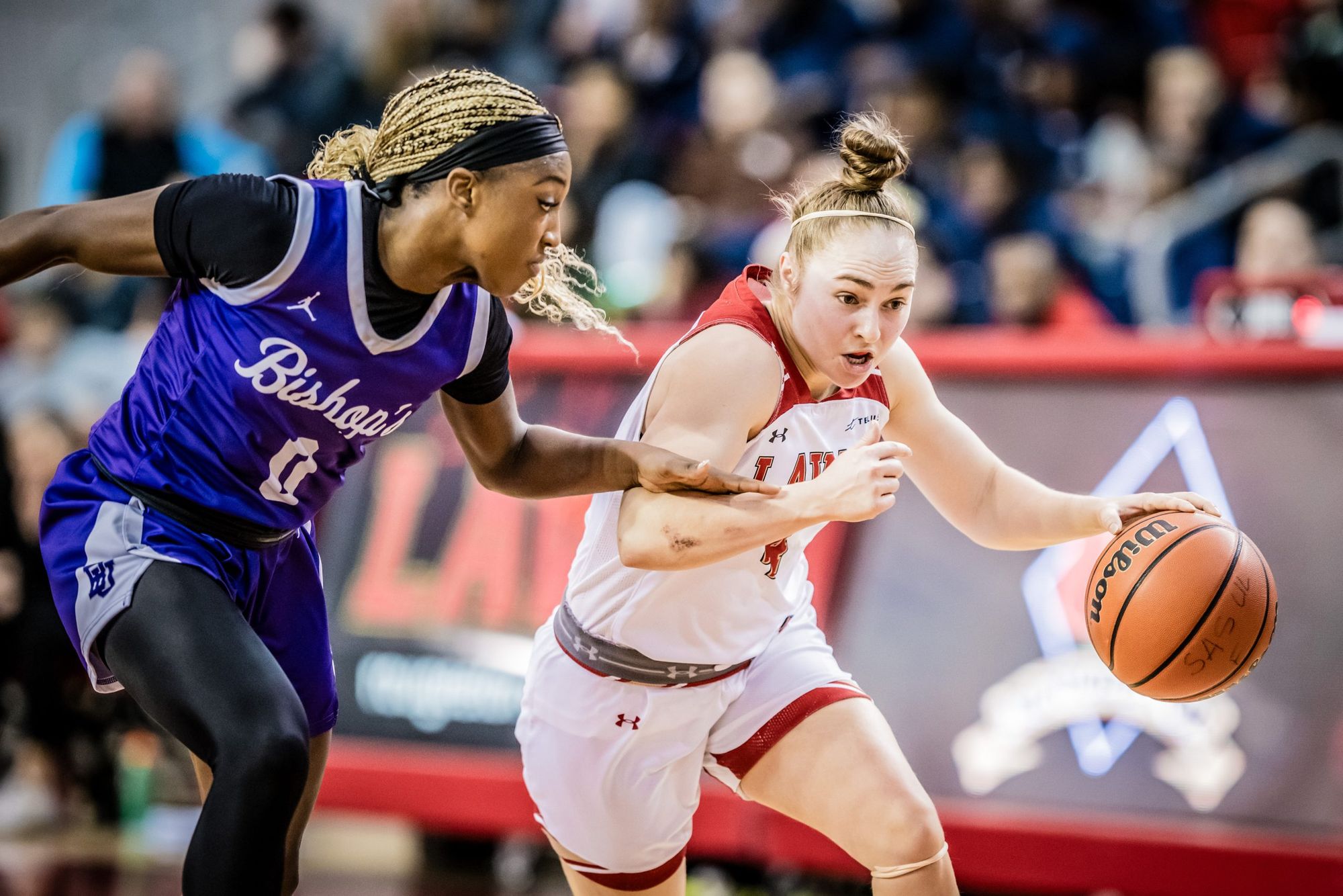 Léa-Sophie Verret, du club de basketball Rouge et Or de l'Université Laval.