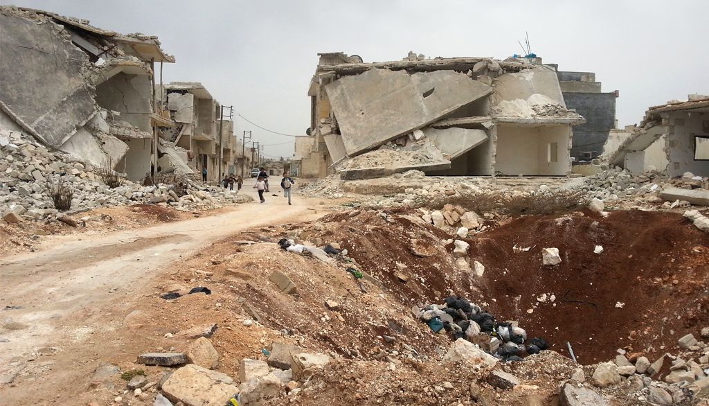 <p>Dans son livre, Aida Bairam témoigne de son quotidien en Syrie tout en abordant la situation sociopolitique de ce pays en proie à une guerre civile depuis 2011.</p>