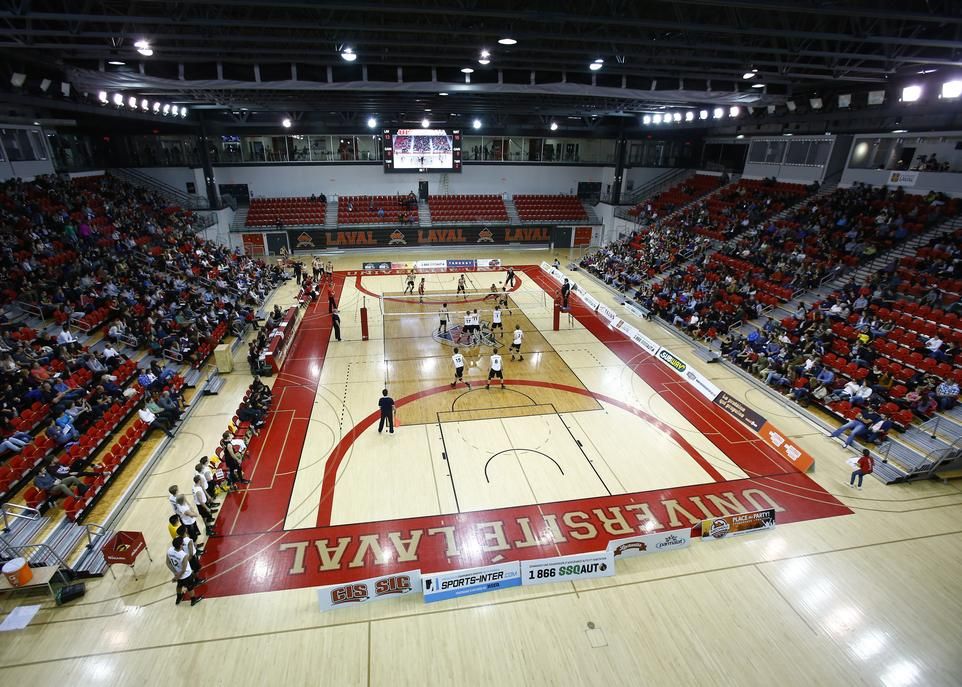 Il s'agira du premier championnat national de volleyball à avoir lieu à l'amphithéâtre Desjardins – Université Laval, le «nouveau» terrain de jeu du Rouge et Or inauguré en 2013.